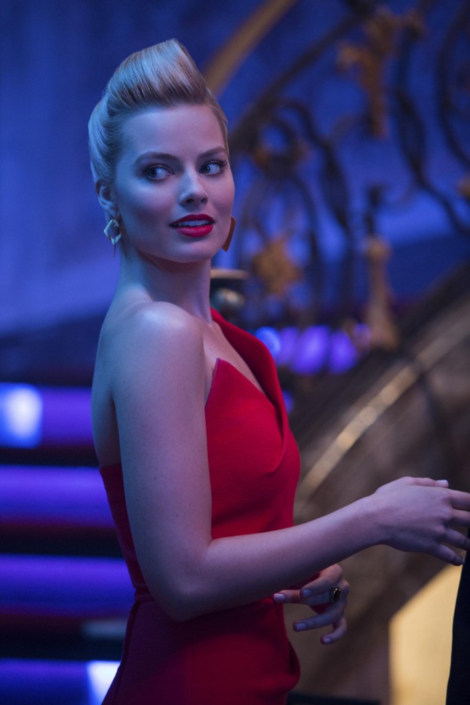 margot-robbie-in-focus-(2015)-large-picture